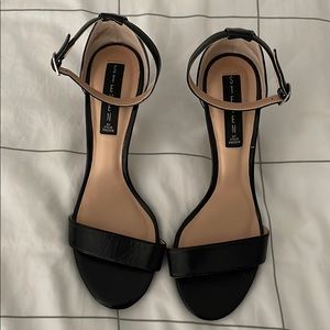 Steven by Steve Madden black kitten heel